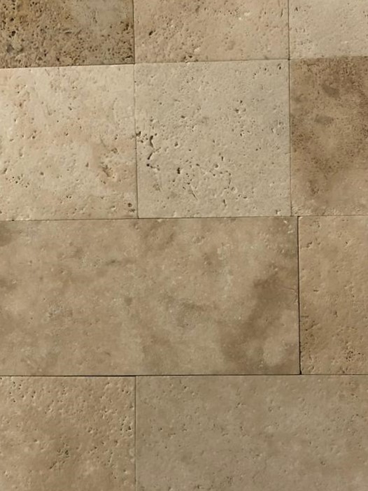 LOSETA DE TRAVERTINO IVORY OLD PATINA 0.203 X 0.203 X 0.012