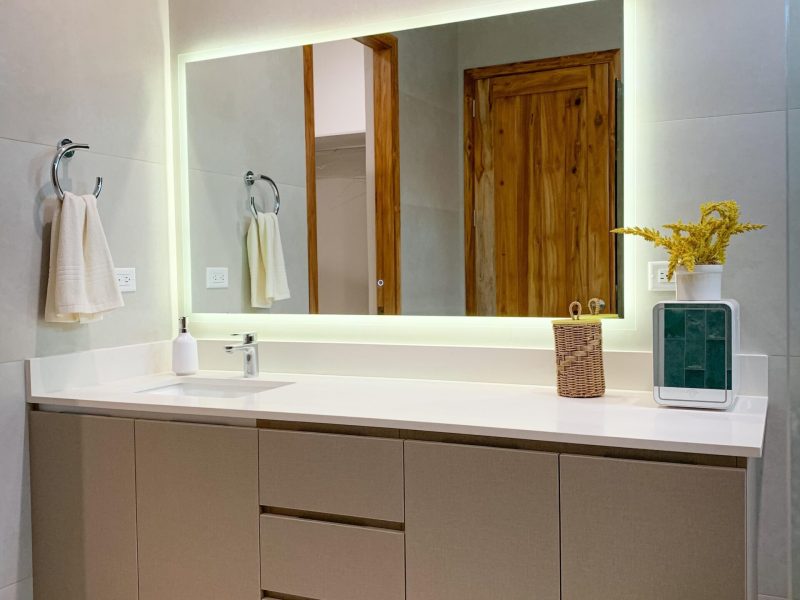 FOTO BAÑO 2NDARIO C.LOURDES 2